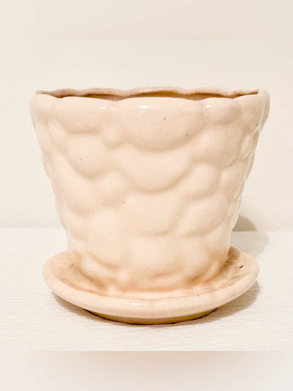 Vintage Creamy Ivory Brush McCoy Pebble Planter, American Pottery, 1930’s